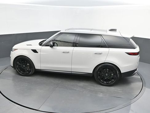 Used 2024 Land Rover Range Rover Sport SE AWD/4WD image 31