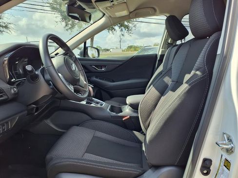 Used 2025 Subaru Outback Premium w/ Popular Package #1A image 3