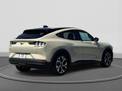 Used 2025 Ford Mustang Mach-E Select w/ Comfort Package Lite image 5