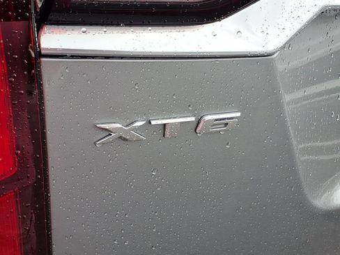 Used 2023 Cadillac XT6 Premium Luxury w/ Technology Package AWD/4WD image 30