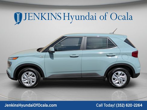 New 2026 Hyundai Venue SE FWD image 7