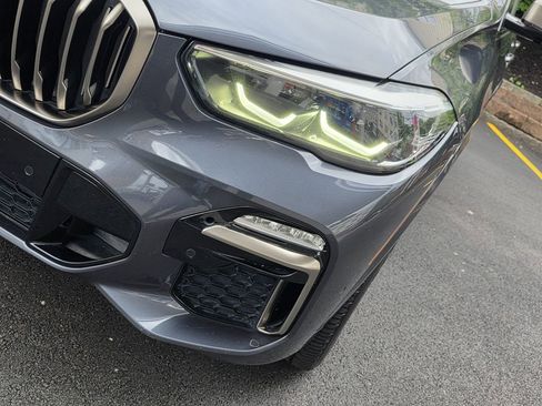 Used 2020 BMW X5 M50i w/ Premium Package image 8