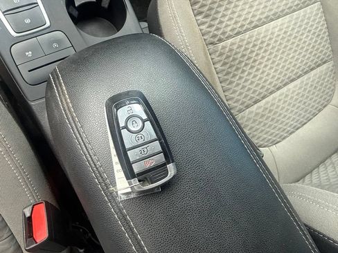 Used 2021 Ford Escape SE w/ Convenience Package AWD/4WD image 29