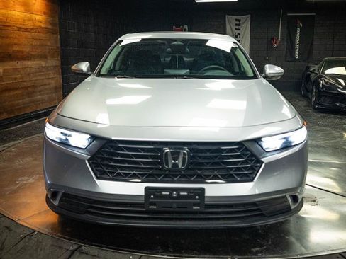 Used 2024 Honda Accord EX image 4