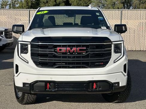 Used 2025 GMC Sierra 1500 AT4 image 2