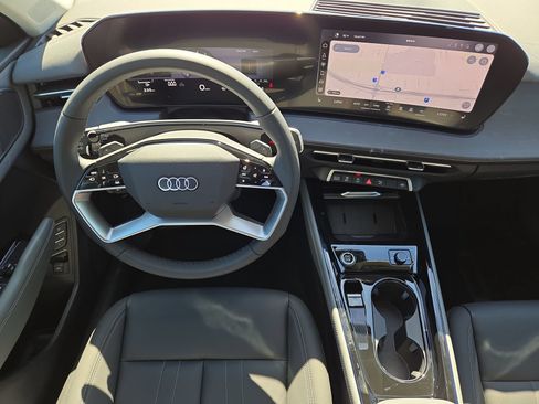 Used 2026 Audi Q3 quattro 2.0T AWD/4WD image 14