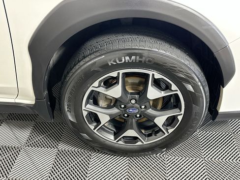 Used 2019 Subaru Crosstrek 2.0i Premium image 11