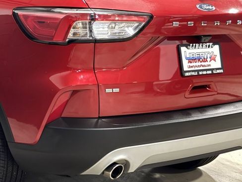 Used 2021 Ford Escape SE w/ Convenience Package image 15