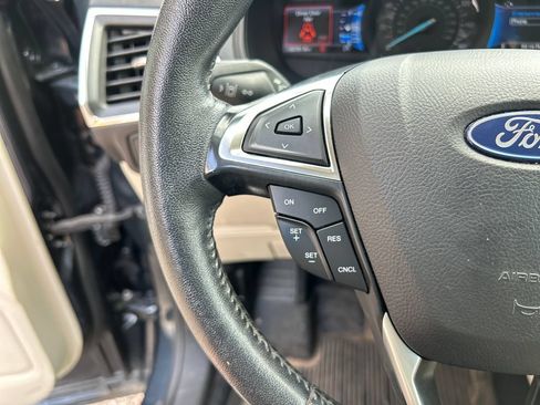 Used 2023 Ford Edge Titanium AWD/4WD image 22