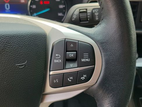 Used 2023 Ford Explorer Limited w/ Equipment Group 301A AWD/4WD image 29