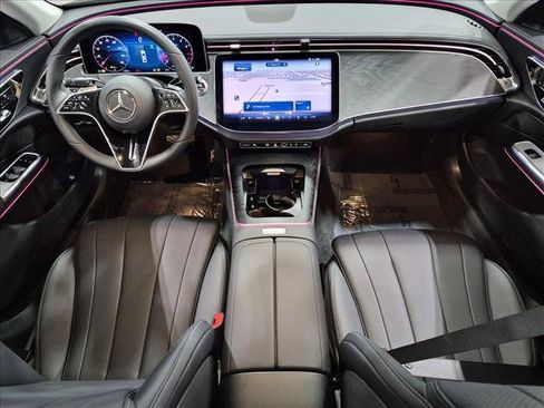 Used 2026 Mercedes-Benz E 350 4MATIC Sedan image 19
