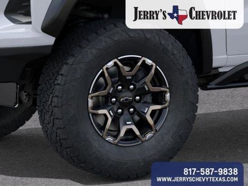 New 2026 Chevrolet Colorado ZR2 w/ Technology Package image 11