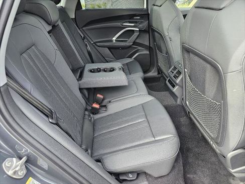 New 2025 Audi Q5 Premium Plus image 6