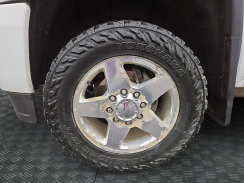 Used 2015 GMC Sierra 2500 Denali image 9