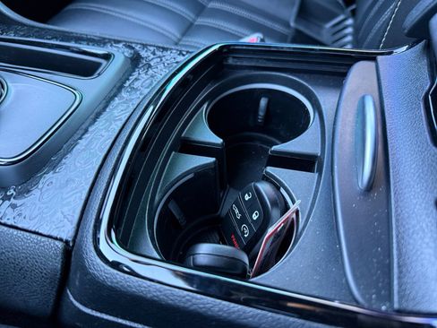 Used 2022 Chrysler 300 S image 21