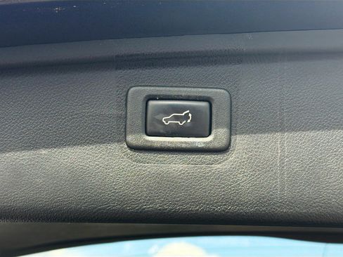 Used 2016 Subaru Outback 2.5i Limited w/ Popular Package #4 AWD/4WD image 29