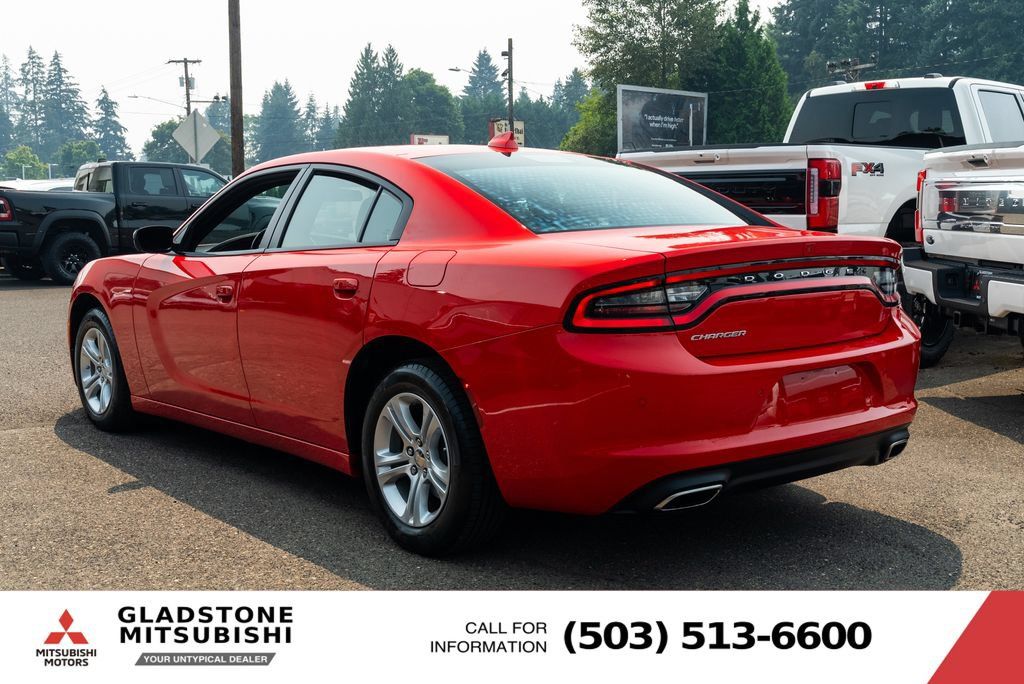 Used 2023 Dodge Charger SXT RWD image 5