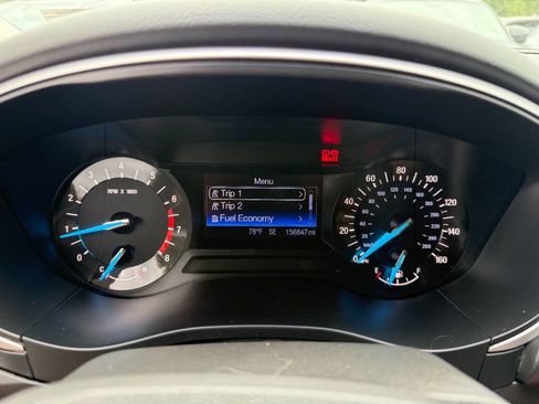 Used 2013 Ford Fusion SE FWD image 16