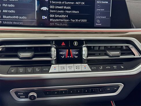Used 2023 BMW X5 xDrive40i w/ Executive Package image 27