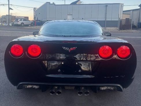 Used 2009 Chevrolet Corvette Coupe w/ Preferred Equipment Group image 4