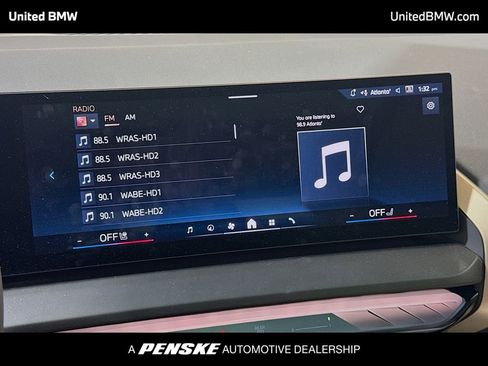 Used 2025 BMW X3 xDrive30i AWD/4WD image 8