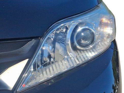 Used 2020 Toyota Sienna L image 9