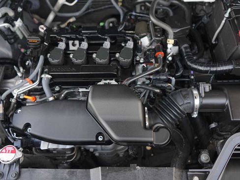 Certified 2024 Honda CR-V EX image 9