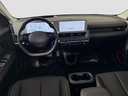 Used 2024 Hyundai Ioniq 5 Limited image 17