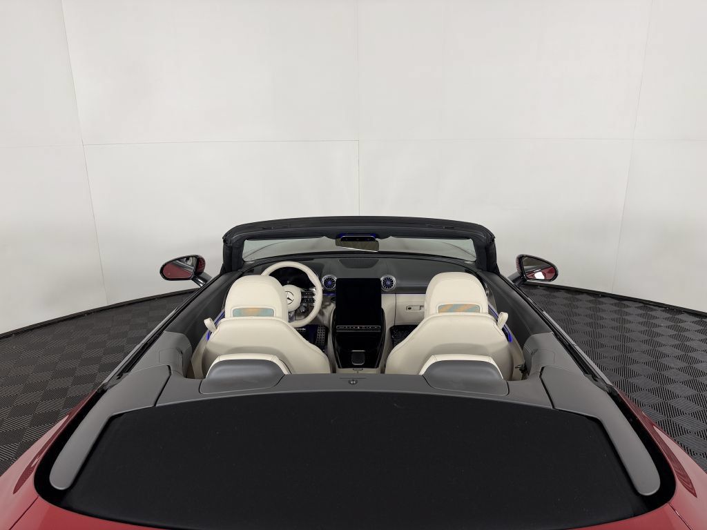 Used 2024 Mercedes-Benz SL 43 AMG image 39