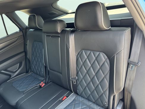 Used 2024 Volkswagen Atlas Cross Sport SEL Premium R-Line image 27