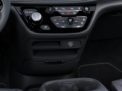 New 2026 Chrysler Pacifica Select image 24