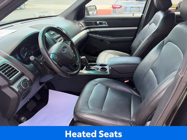 Used 2016 Ford Explorer XLT w/ Equipment Group 202A FWD image 8