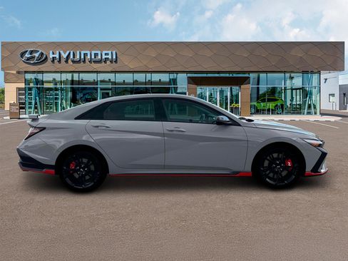 New 2025 Hyundai Elantra N image 9