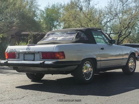 Used 1989 Mercedes-Benz 560 SL image 15