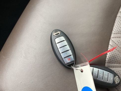 Used 2023 Nissan Armada Platinum w/ Captain's Chairs Package image 30