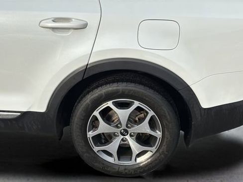 Used 2020 Kia Telluride EX image 27