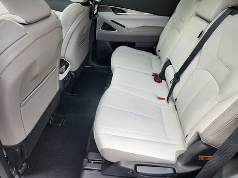 New 2027 INFINITI QX60 Luxe AWD/4WD image 13