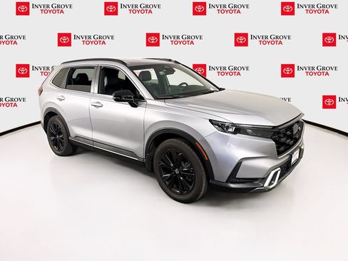 Used 2023 Honda CR-V Sport Touring image 3