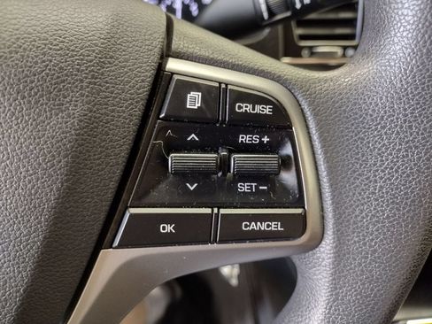 Used 2018 Hyundai Elantra SEL FWD image 23
