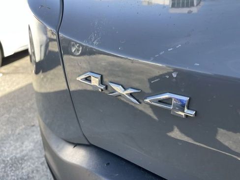 Used 2020 Jeep Renegade Latitude w/ Cold Weather Group image 6