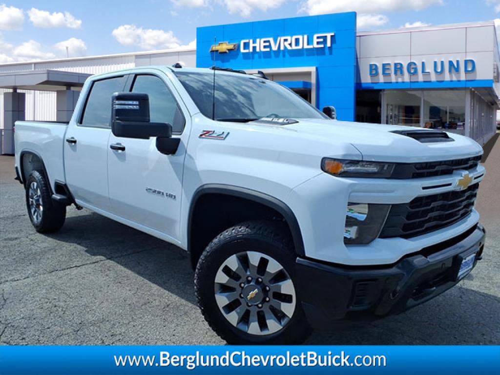New 2026 Chevrolet Silverado 2500 Custom w/ Custom Value Package AWD/4WD image 1