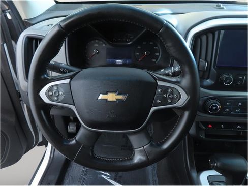 Used 2019 Chevrolet Colorado LT image 12