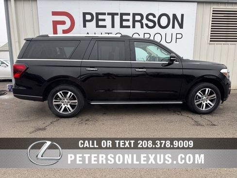 Used 2023 Ford Expedition Max Limited image 2