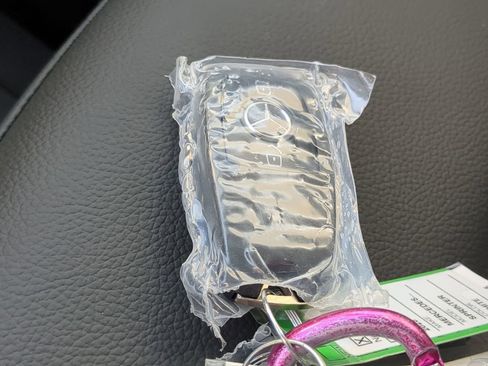 Used 2025 Mercedes-Benz Sprinter 2500 image 25