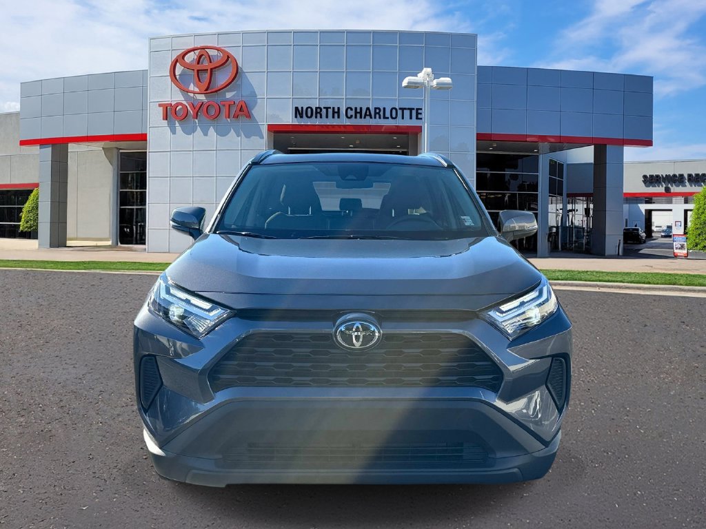 Used 2025 Toyota RAV4 XLE w/ Convenience Package AWD/4WD image 3