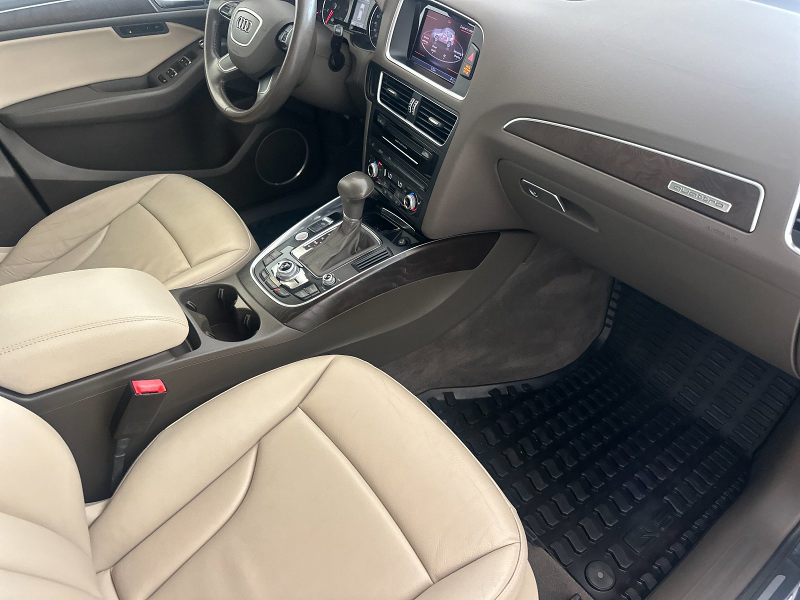 Used 2017 Audi Q5 2.0T Premium Plus w/ Technology Package AWD/4WD image 15