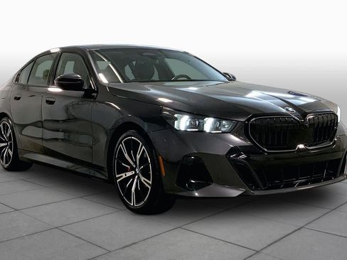 Certified 2024 BMW 530i xDrive w/ M Sport Package image 2