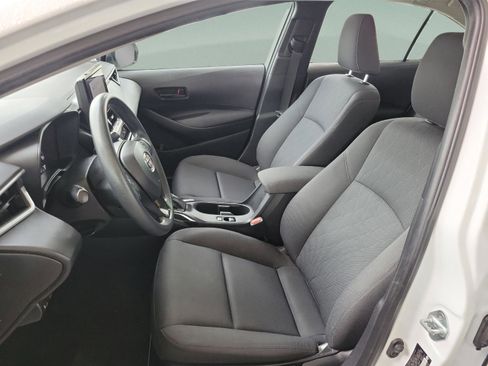 Used 2024 Toyota Corolla LE image 28