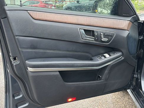 Used 2014 Mercedes-Benz E 350 Sedan image 13