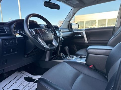 Certified 2019 Toyota 4Runner SR5 Premium image 14